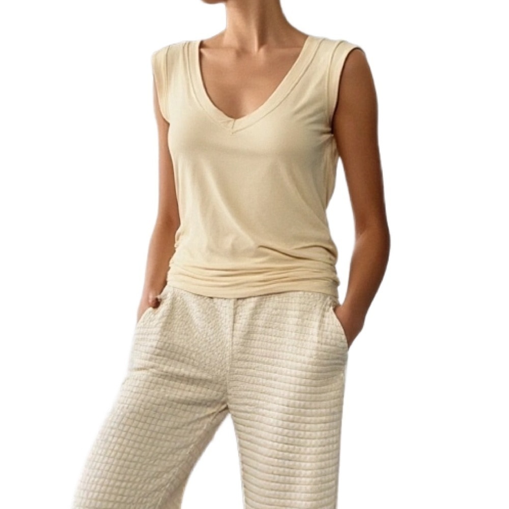 Indyeva Solar Flair V Neck Hiking Tank Top in Yellow Size XS